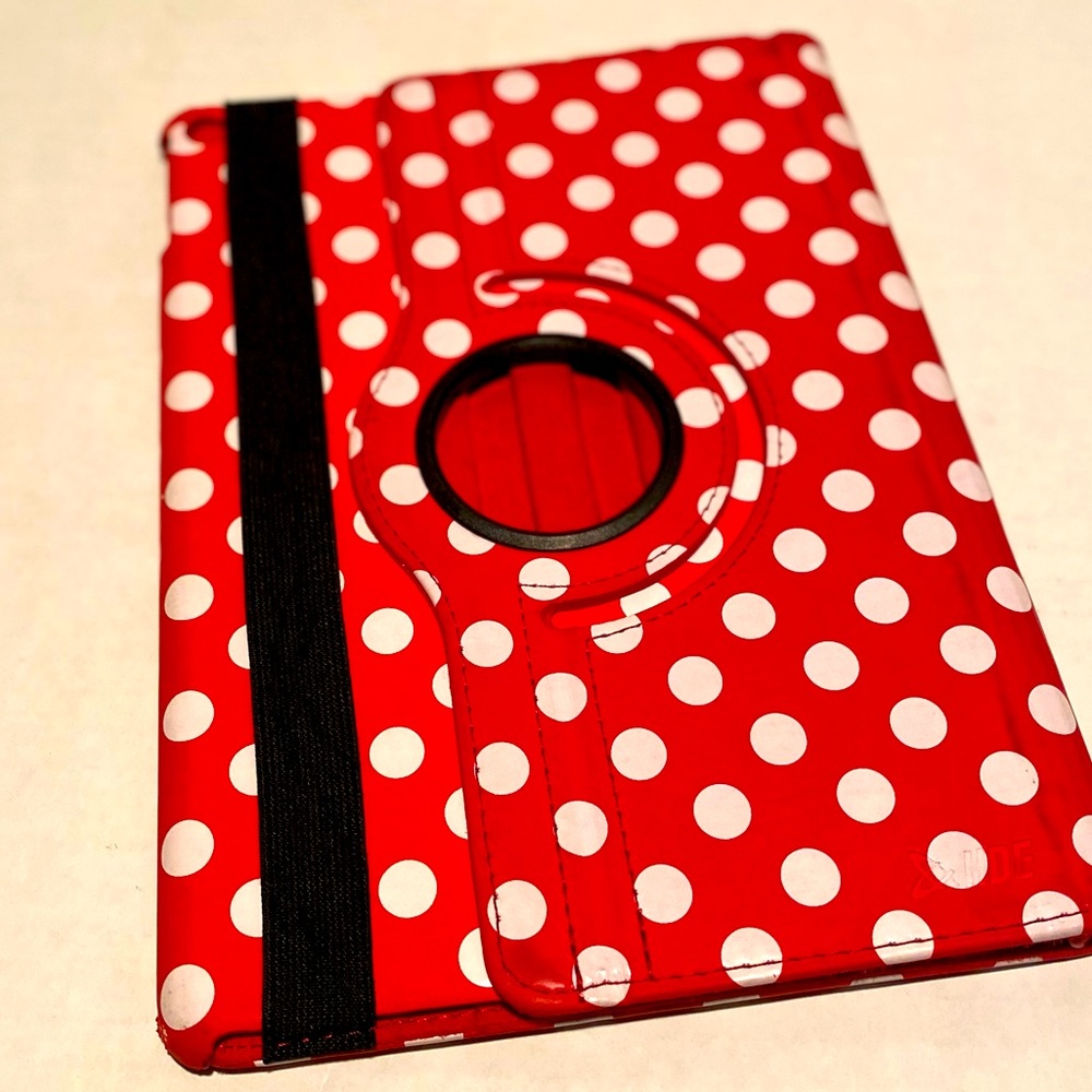 Used IPad Air 2 Rotating Case